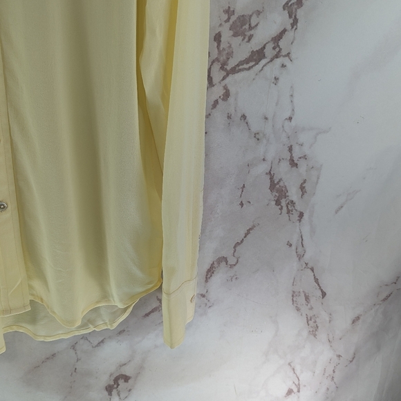 Everlane Top Women Small 4 Yellow The Clean Silk Relaxed Blouse Button Up - Picture 4 of 8